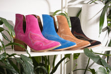 Load image into Gallery viewer, Journee Ankle Boots in Magenta
