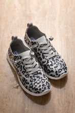 Load image into Gallery viewer, Mayo Sneaker in Light Grey Leopard
