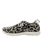 Load image into Gallery viewer, Mayo Sneaker in Light Grey Leopard
