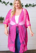 Load image into Gallery viewer, Fuchsia Crochet Lace Scallop Kimono
