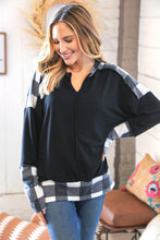 Load image into Gallery viewer, Black Buffalo Plaid Hacci Thumbhole Notched V Neck Top
