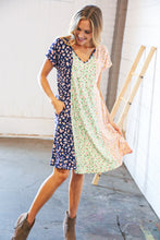 Load image into Gallery viewer, Mint Vertical Ditzy Floral Color Block V Neck Dress
