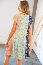 Load image into Gallery viewer, Mint Vertical Ditzy Floral Color Block V Neck Dress
