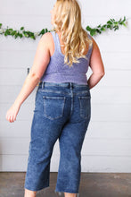 Load image into Gallery viewer, Dark Blue Raw Hem Cropped Denim Jeans
