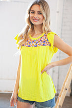 Load image into Gallery viewer, Yellow Flower Power Color Block Wide Rib Flutter Top
