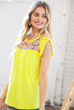 Load image into Gallery viewer, Yellow Flower Power Color Block Wide Rib Flutter Top
