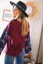 Load image into Gallery viewer, Berry Rib Rayon Challis Paisley Bubble Sleeve Top
