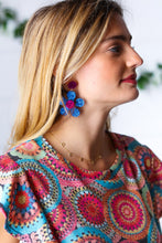 Load image into Gallery viewer, Blue &amp; Magenta Glitter Mod Daisy Earrings
