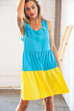 Load image into Gallery viewer, Blue Flare Color Block Tiered Woven Dress
