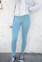 Load image into Gallery viewer, Blue Grey Better Cotton Wide Waistband Pocketed Leggings
