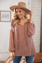 Load image into Gallery viewer, Mauve Small Floral Lace Front Tie Woven Blouse
