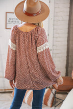 Load image into Gallery viewer, Mauve Small Floral Lace Front Tie Woven Blouse

