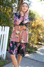 Load image into Gallery viewer, Floral Print Tiered Color Block Dress
