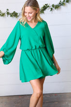 Load image into Gallery viewer, Kelly Green Surplice Flared Shorts Romper
