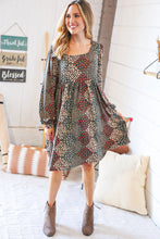 Load image into Gallery viewer, Brown Floral Patchwork High Waist Puff Sleeve Dress
