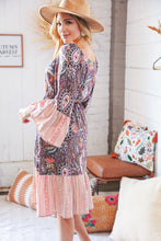 Load image into Gallery viewer, Berry Ethnic Paisley Sweet Heart Neck Bell Sleeve Dress
