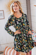 Load image into Gallery viewer, Black Floral Babydoll Side Pocket Swing Dress
