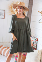 Load image into Gallery viewer, Moss Square Neck Three-Quarter Sleeve Woven Dress
