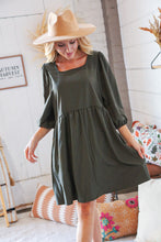 Load image into Gallery viewer, Moss Square Neck Three-Quarter Sleeve Woven Dress
