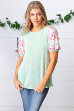 Load image into Gallery viewer, Mint Two Tone Floral Puff Sleeve Top
