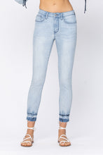 Load image into Gallery viewer, A Walk On The Beach Judy Blue Skinny Jeans

