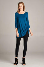 Load image into Gallery viewer, A Twist of Fate Top in Teal
