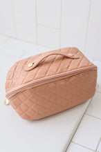 Load image into Gallery viewer, Large Capacity Quilted Makeup Bag in Pink

