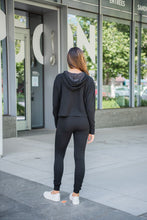 Load image into Gallery viewer, Highwaist Slim-Fit Cuffed Joggers
