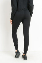 Load image into Gallery viewer, Highwaist Slim-Fit Cuffed Joggers
