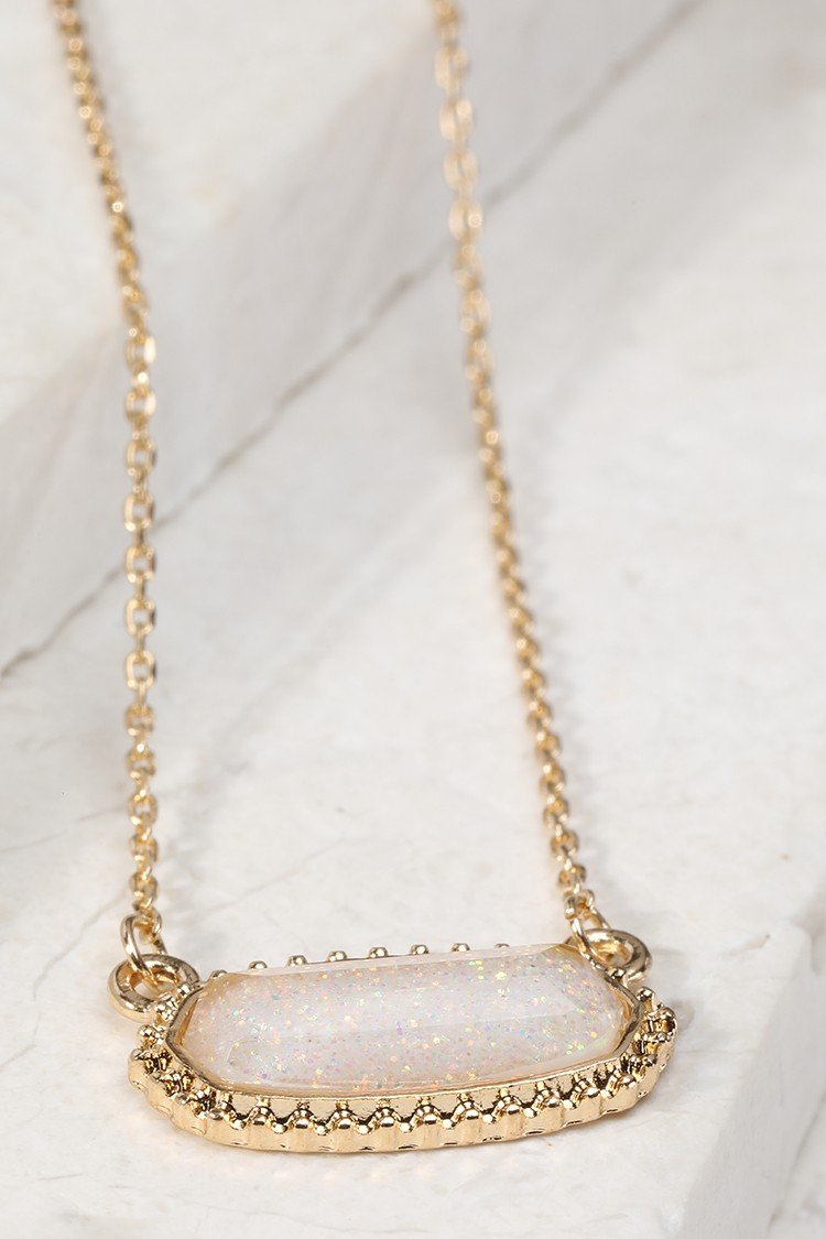 Resin Oval Ivory Necklace with Stud Earrings